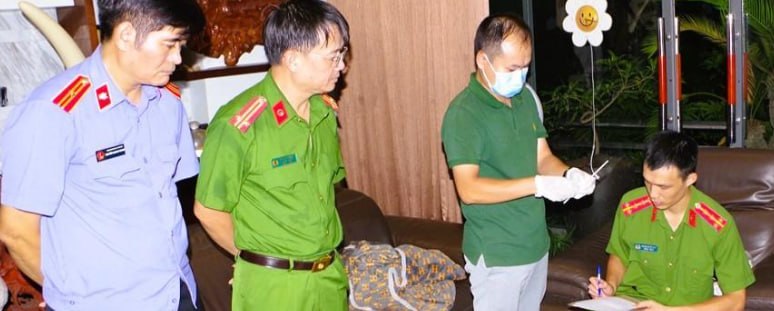 越南宁平省警方逮捕网络江湖人物“德共”，涉组织非法使用毒品