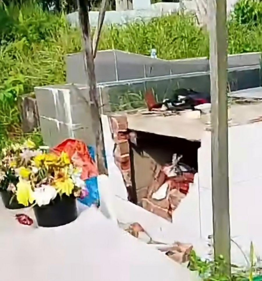马来西亚民美路墓地疑遭破坏行窃，部分墓碑受损