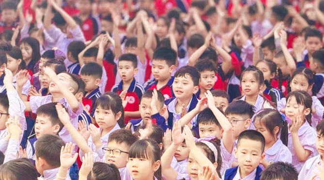 广宁省出手整治学校乱收费：禁止“自愿”变强制！