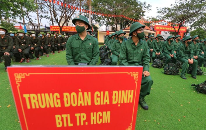 越南律师解读：近视手术后仍可能符合服兵役健康标准