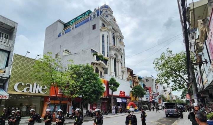 越南“神灯”俊涉非法采土牟利近千亿盾，14人被建议起诉