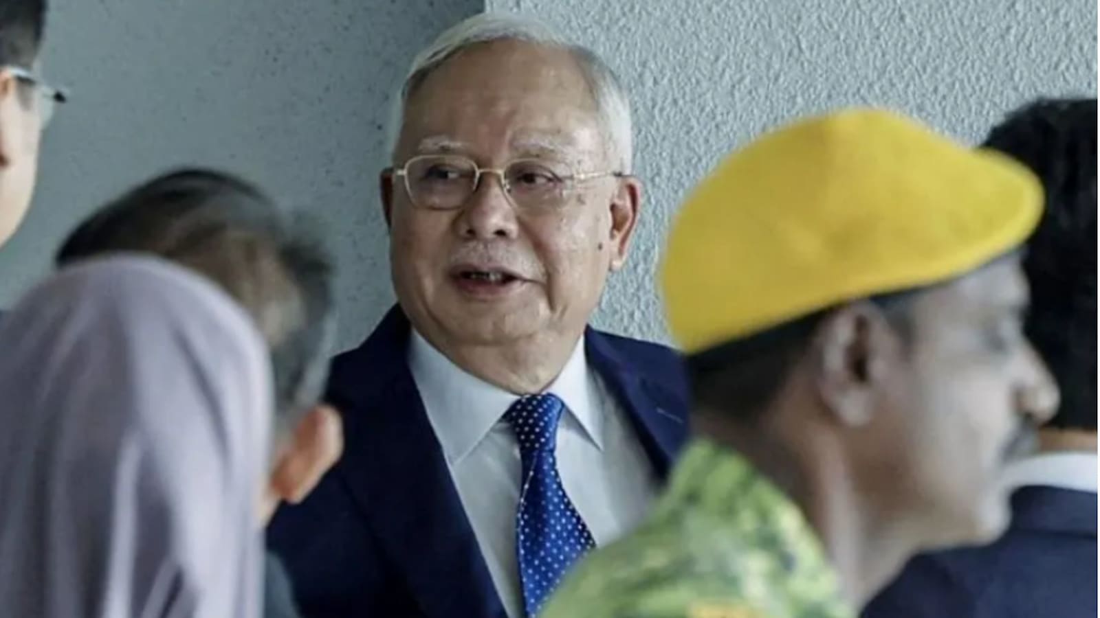 纳吉申请暂缓执行一马案刑罚 周三上午聆审