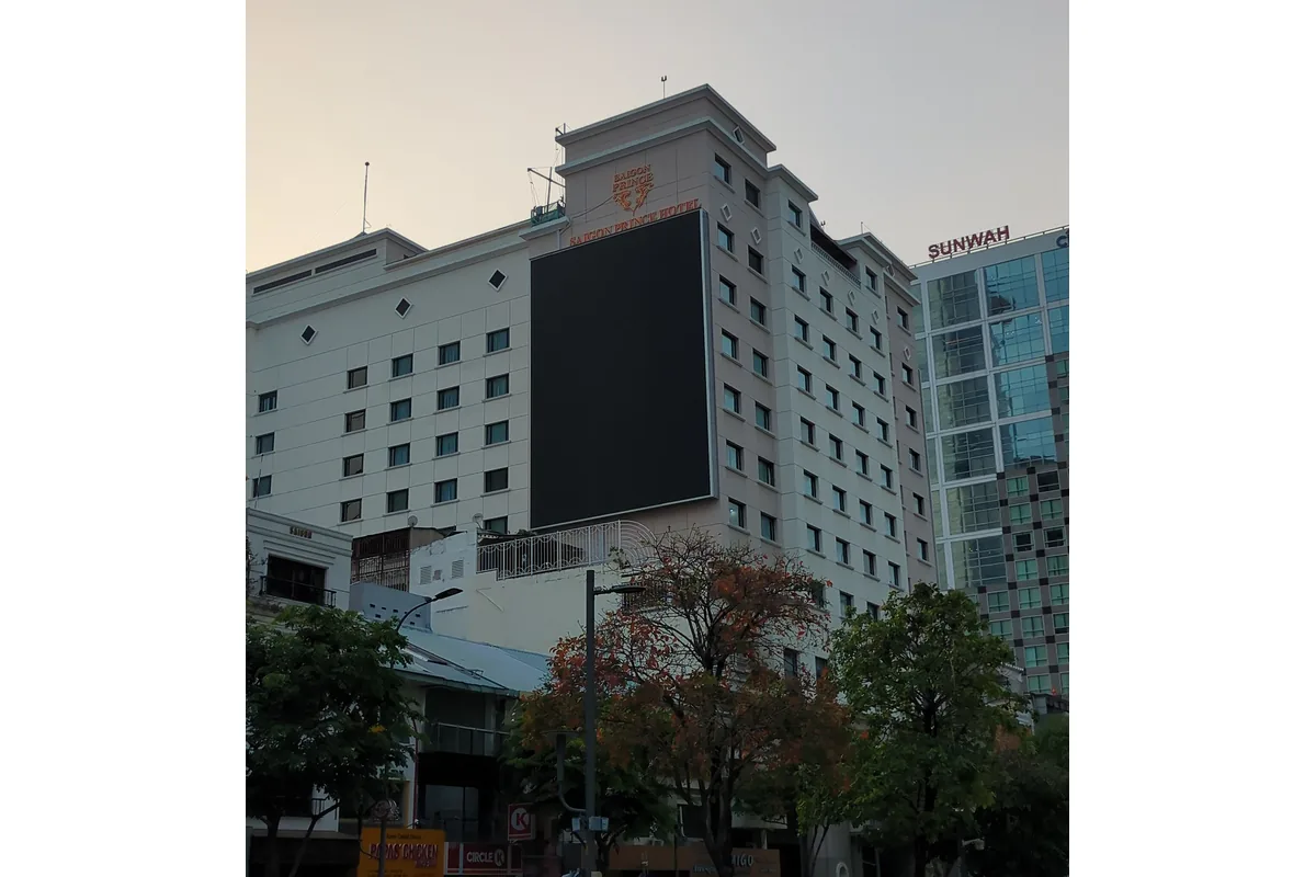 Prince Hotel Saigon
