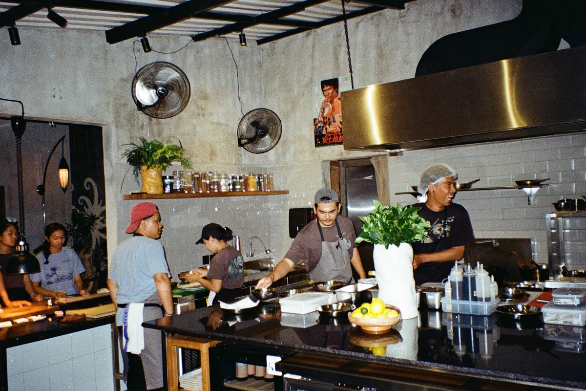 Wet Plate Kitchen