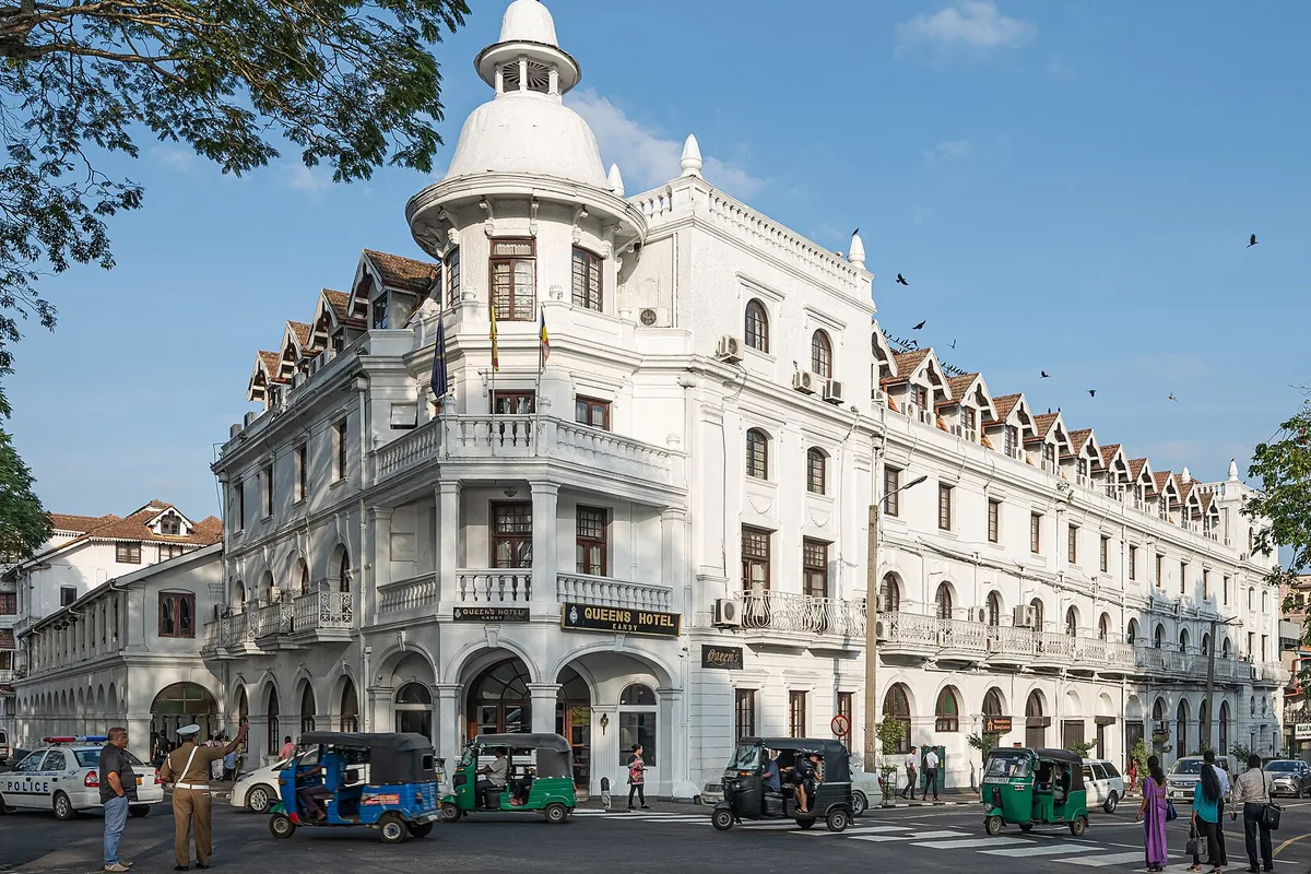 Queen's Hotel