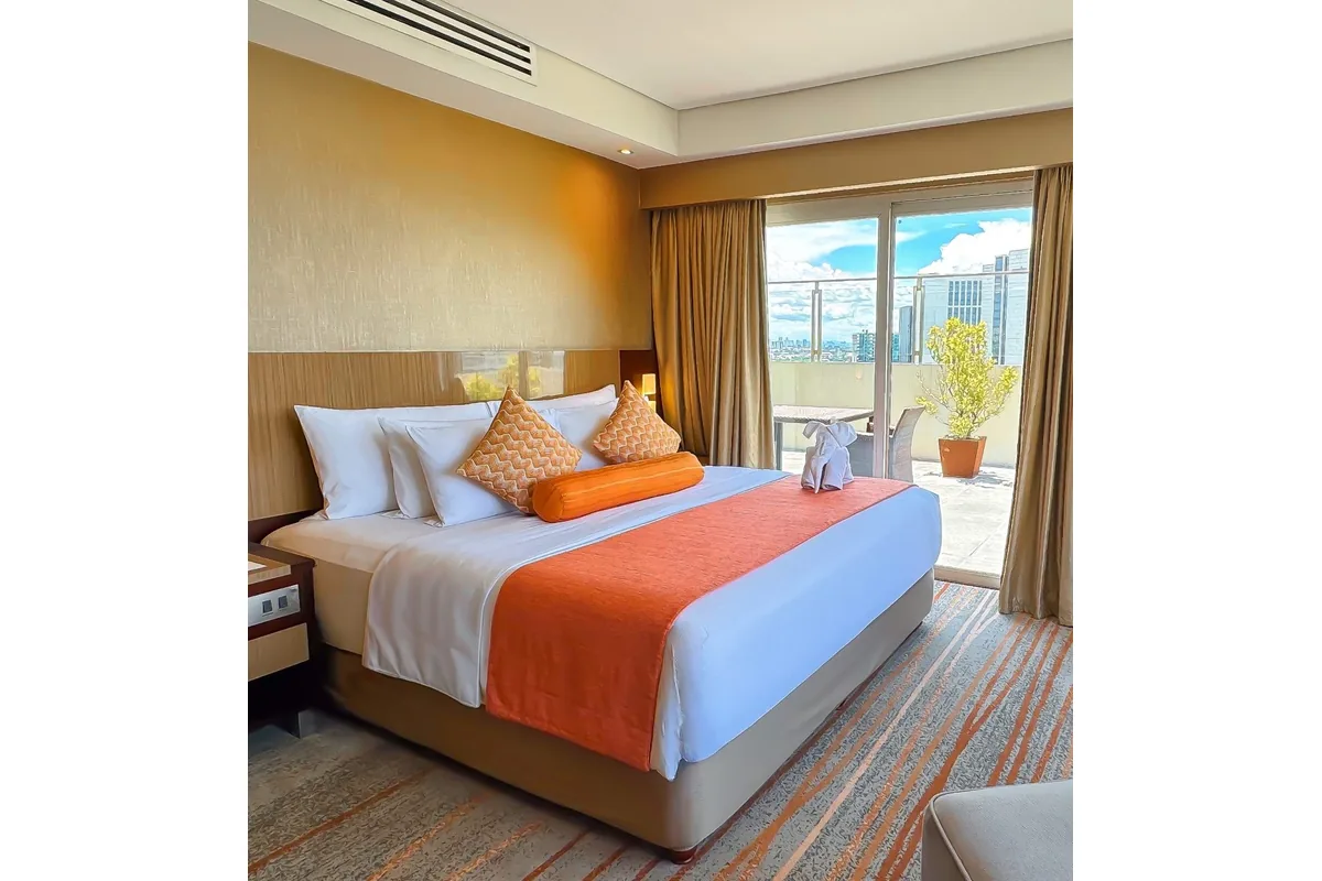 Acacia Hotel Manila